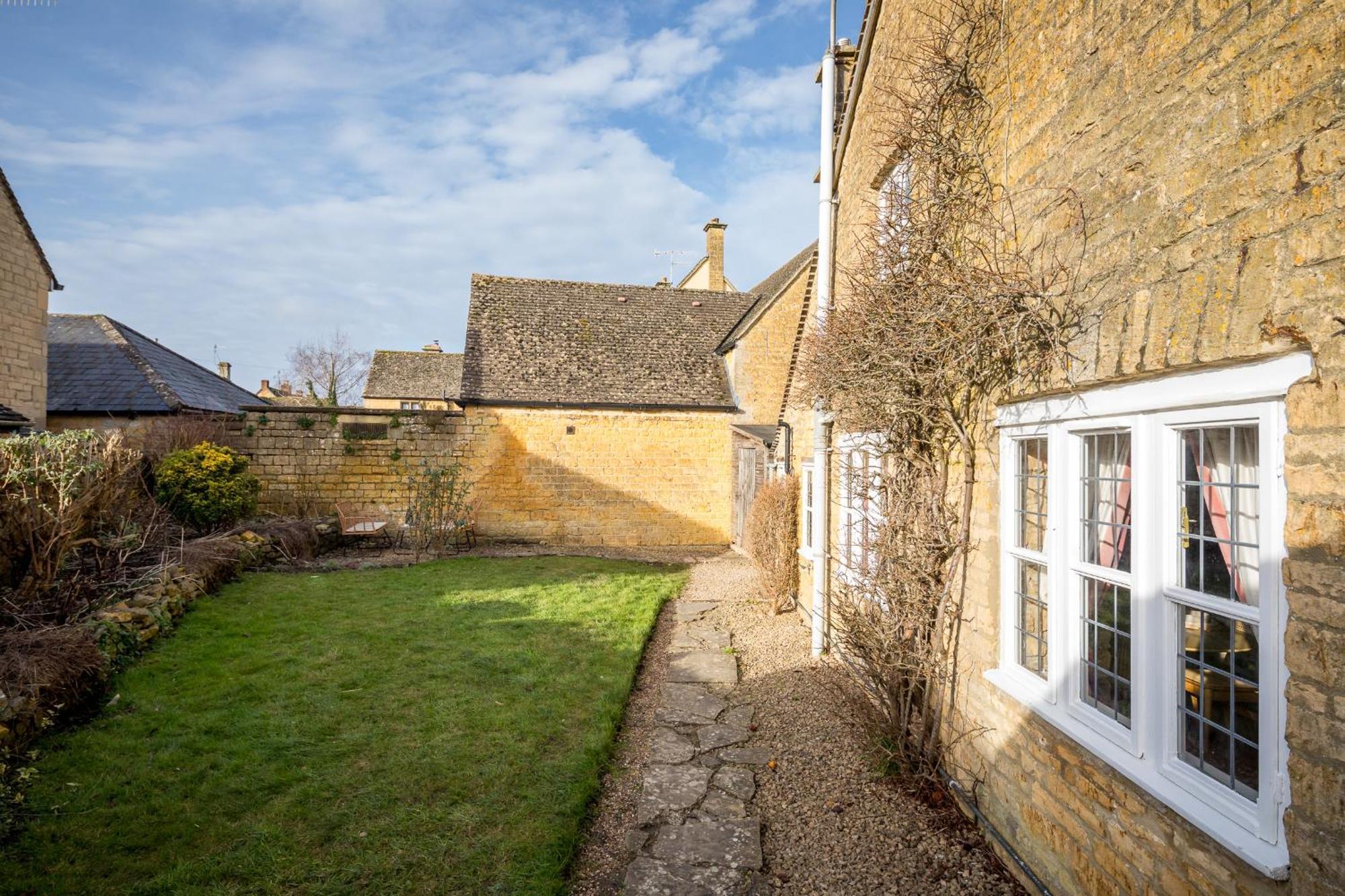Bourton Scandi Chic Authentic Cottage Exteriör bild